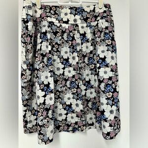 Ann Taylor Women's Navy Blue White Pink Floral Skirt